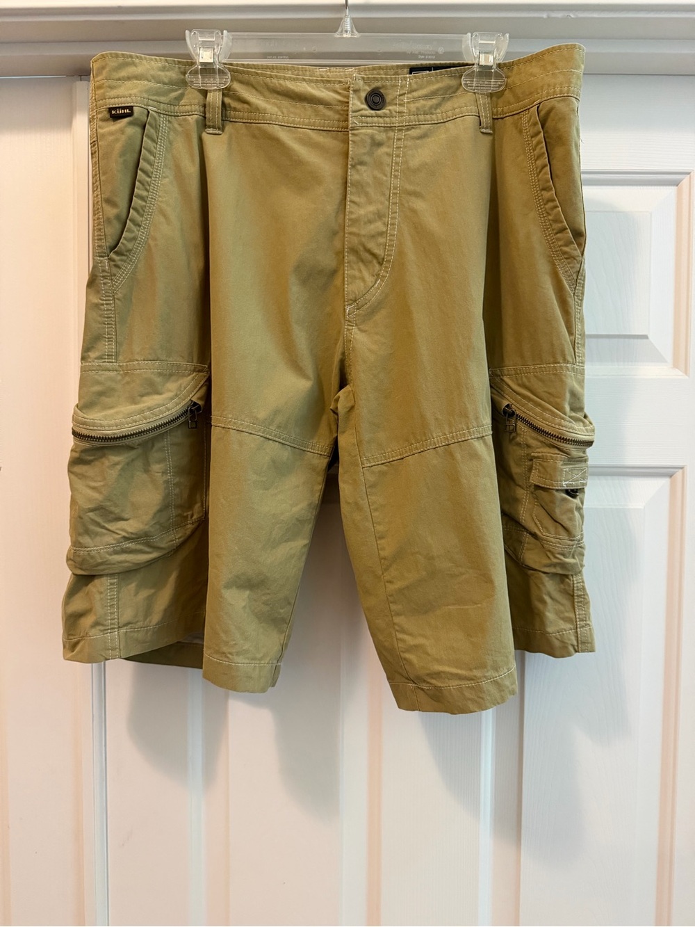 Kuhl Men’s Cargo Shorts Size 36